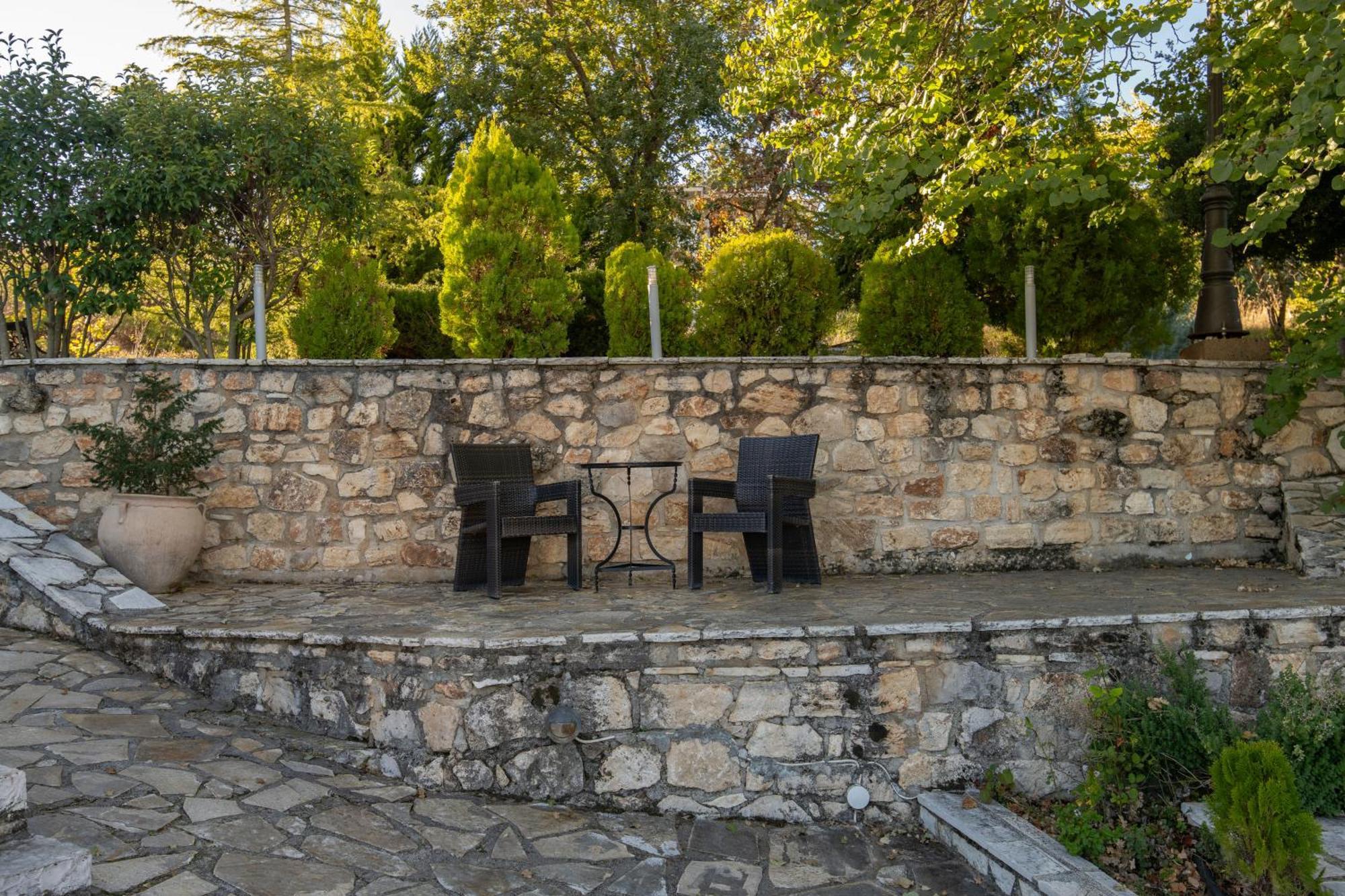 Archontiko Fiamegou Hotel&Spa Synikia Mesi Trikalon Exterior photo